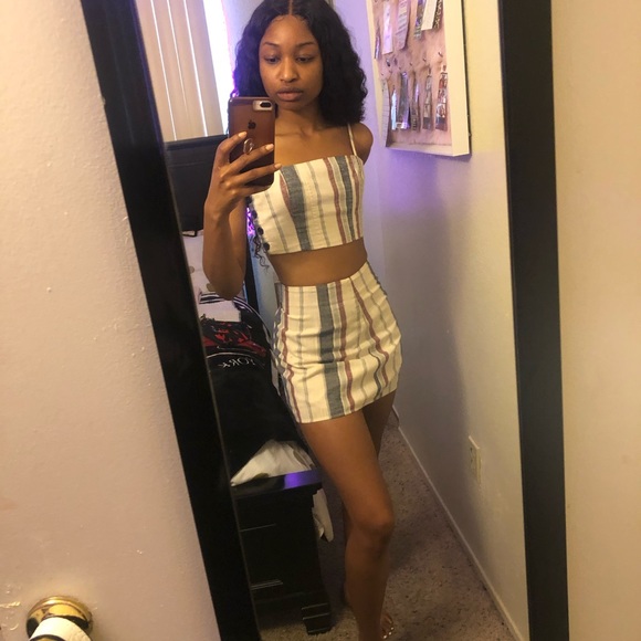 Skirt set - Picture 3 of 3